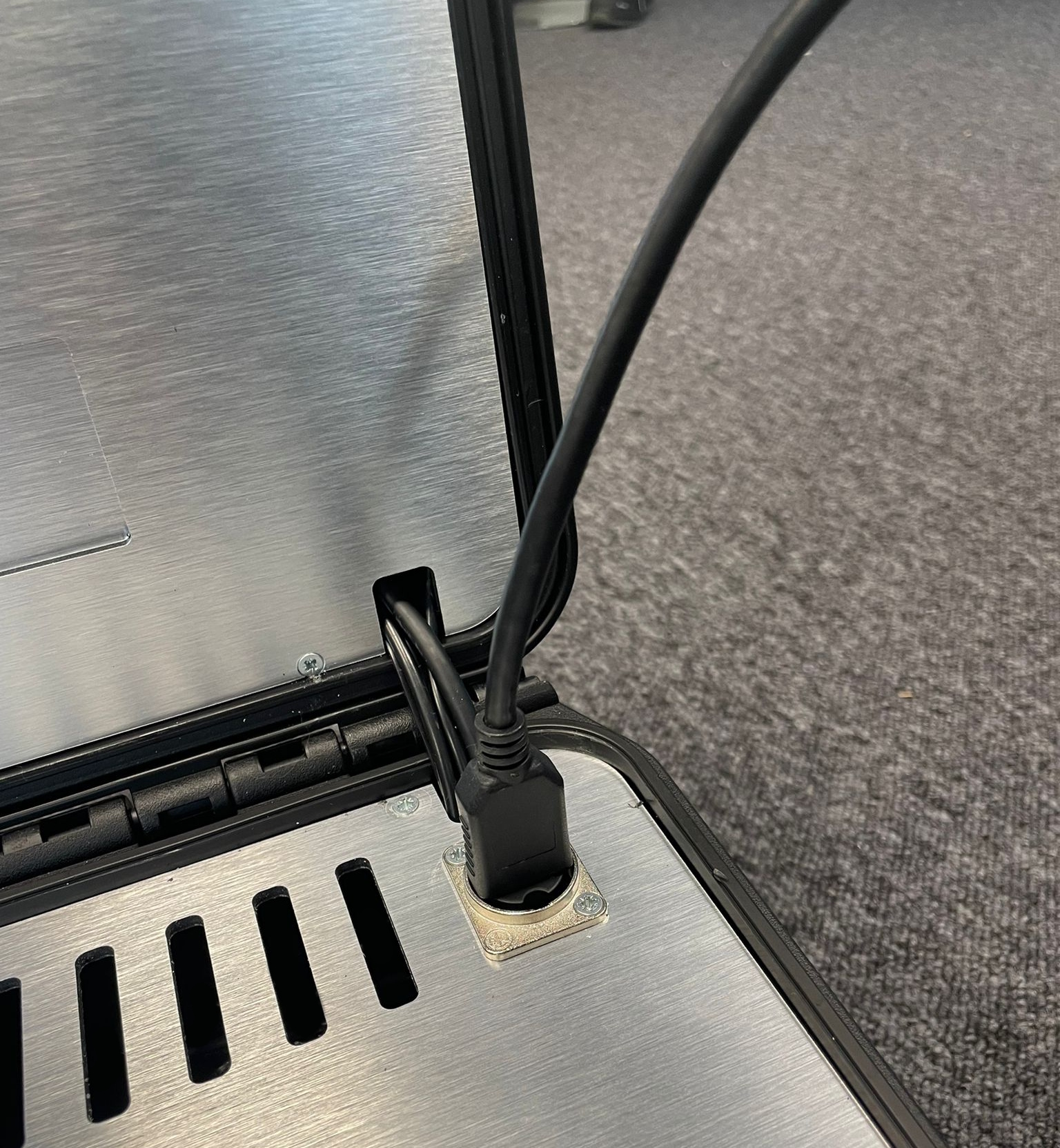 HDMI plugged in